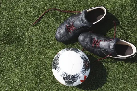 Débuter au football: comment s'équiper ?