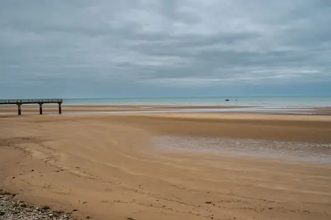 Plage de Collignon à Tourlaville : sable fin, rade et loisirs familiaux